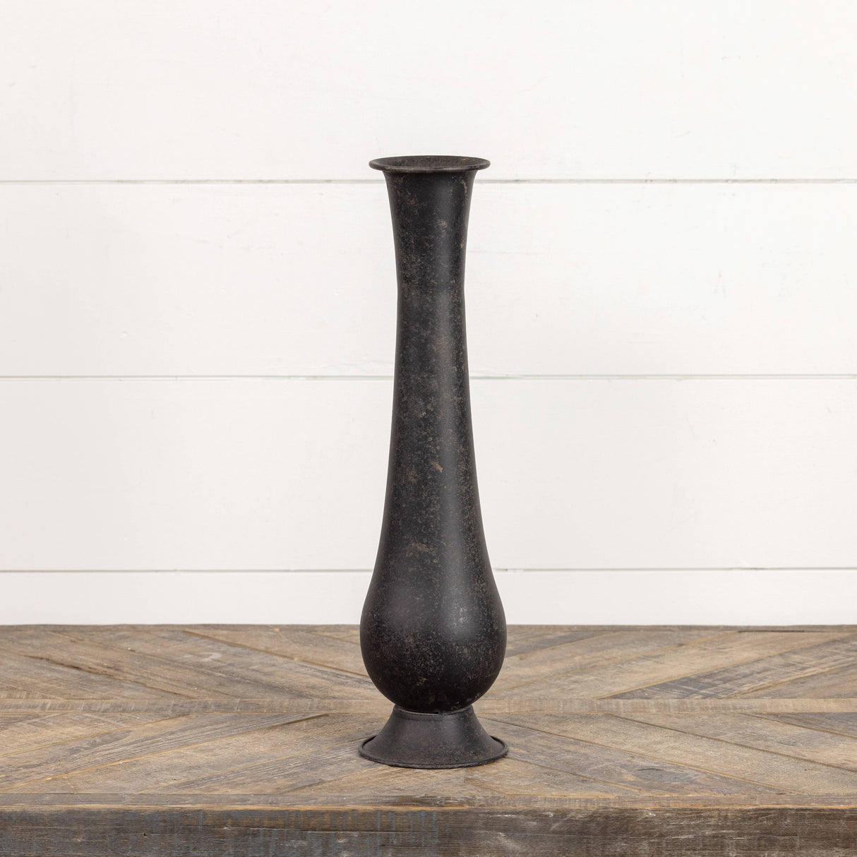 Black Metal Pedestal Vase – Antiqued Bud Vase for Farmhouse, Classic & Modern Décor