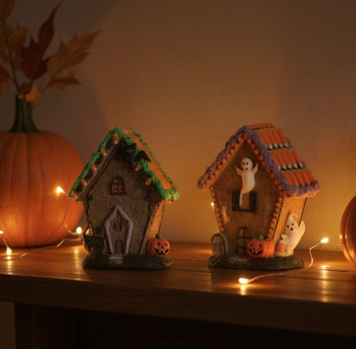 Halloween Gingerbread Cottage – Ghost or Black Cat
