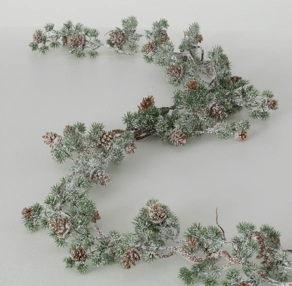Frosted Pine & Pinecone Garland – 6′ Woodland Winter Accent