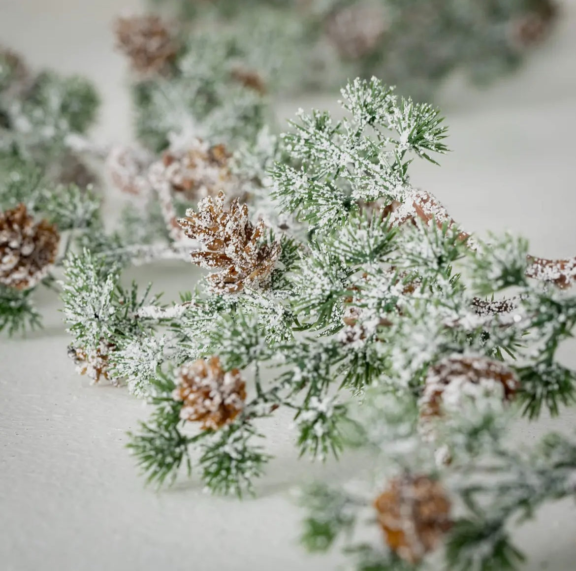 Frosted Pine & Pinecone Garland – 6′ Woodland Winter Accent