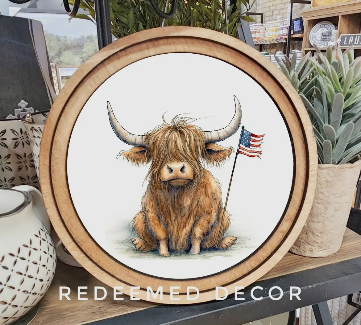 Heritage & Heart: Highland Cow & Patriotic Charm Round Framed Art