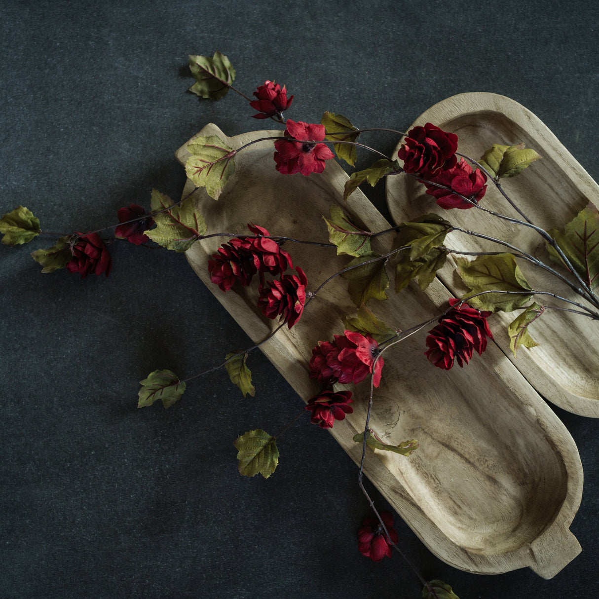 39″ Red Hops Greenery Stem – Realistic Faux Vine for Farmhouse & Holiday Décor