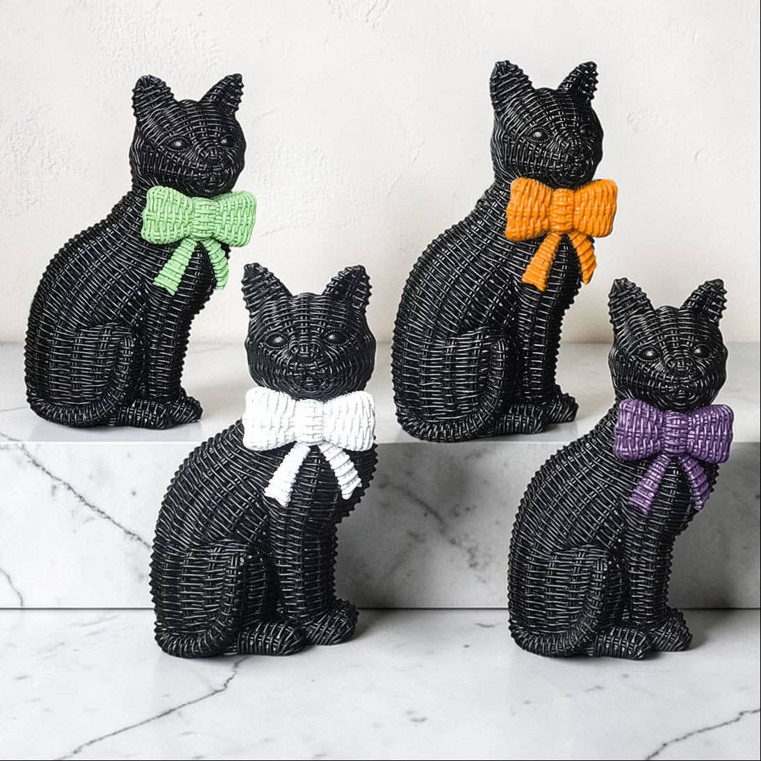 Black Cat Tabletop Décor – Resin Woven‑Rattan Look with Bow (Halloween & Fall Decor)