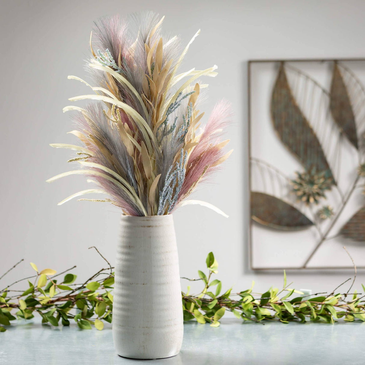 Ivory Glossed Vase – Crackled Ivory Ceramic with Subtle Ribbed Texture