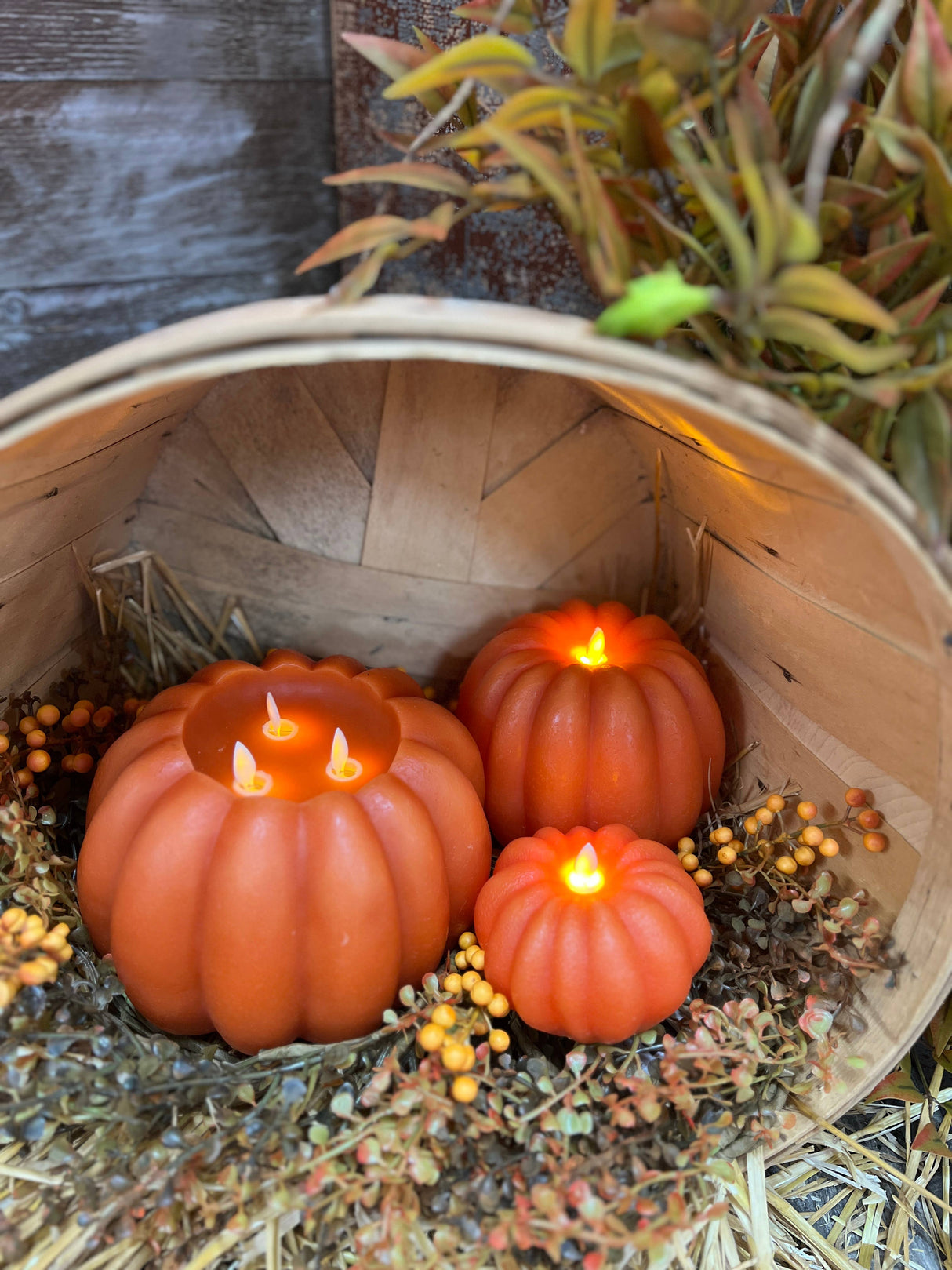 Harvest Flicker Pumpkin – Moving Flame LED Candle (4.5 x 2.75")
